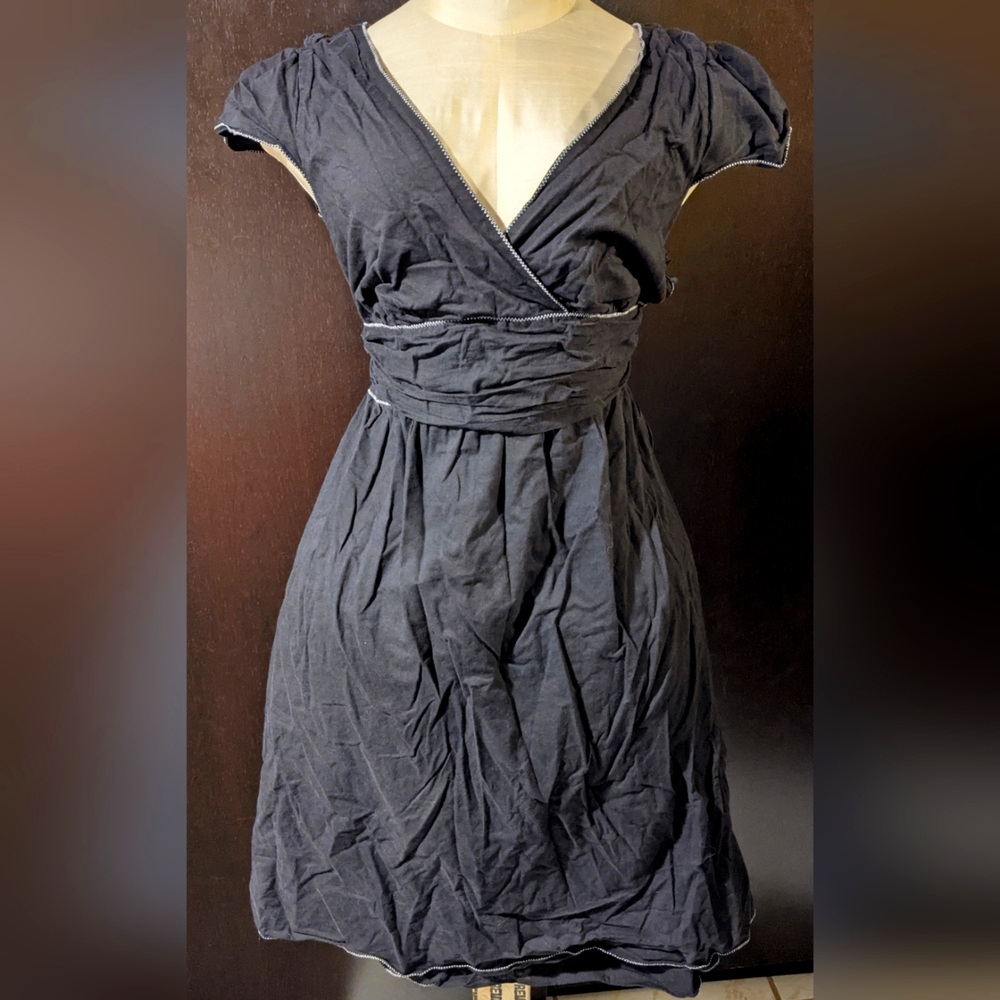 Gorgeous maternity & nursing dress